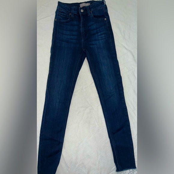 Just USA Jeans - Picture 2 of 4